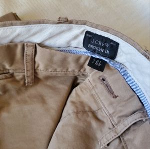 J Crew Broken In Chino Khaki 31x32